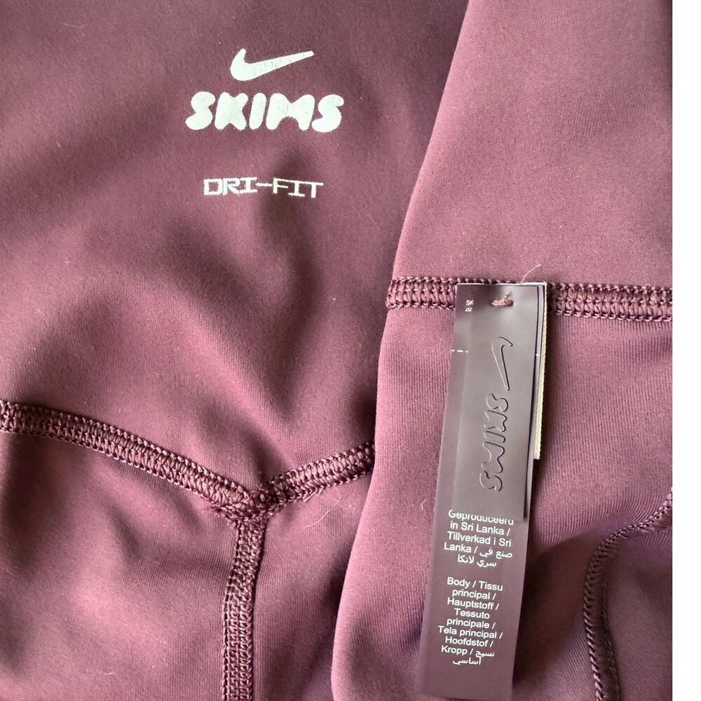 NikeSKIMS Matte High-Waisted 5" Biker Shorts Currant XS - Picture 7 of 13